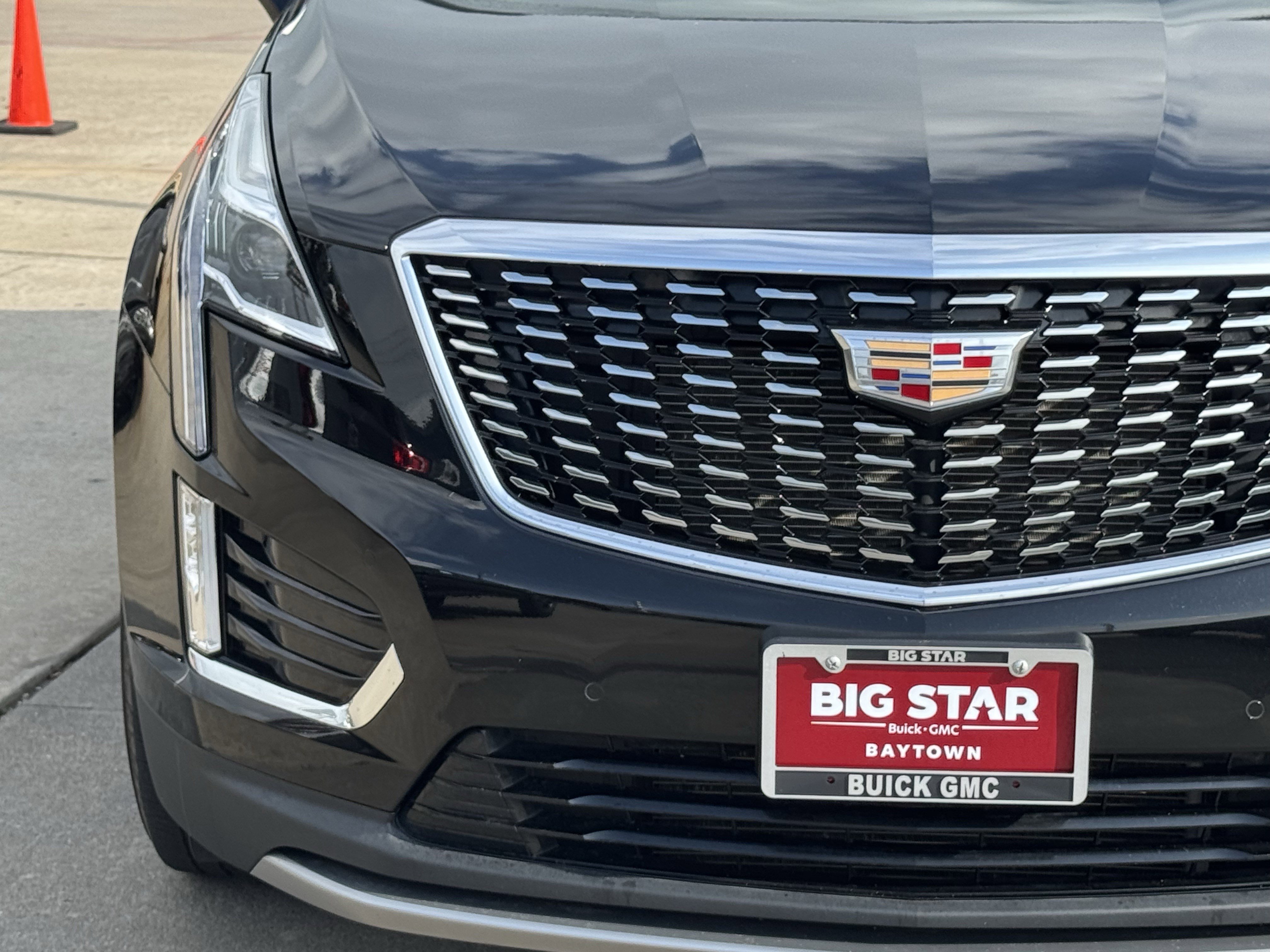 Used 2024 Cadillac XT5 Premium Luxury FWD image 6