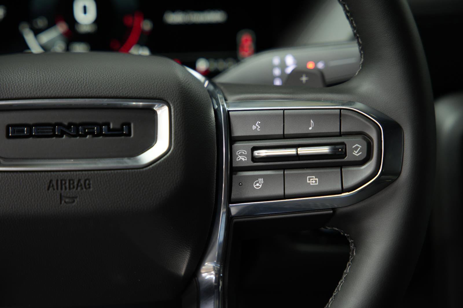 New 2026 GMC Yukon XL Denali w/ Sun & Power Step Package image 38