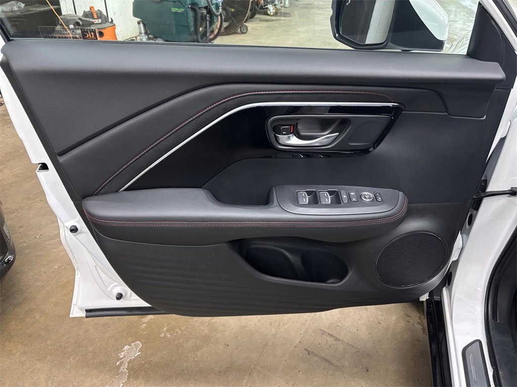 Certified 2025 Acura ADX A-Spec image 11