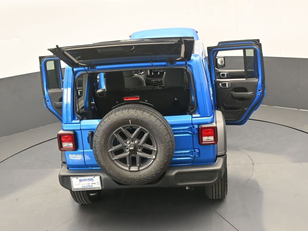 Used 2025 Jeep Wrangler Unlimited Sport AWD/4WD image 61