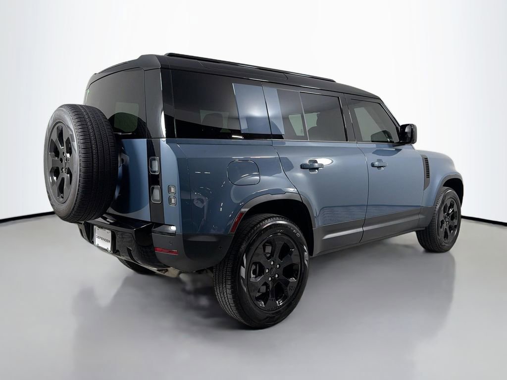 Used 2026 Land Rover Defender 110 S AWD/4WD image 5