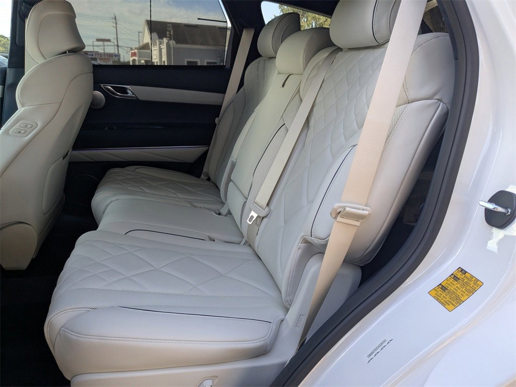 New 2025 Genesis GV80 3.5T Prestige image 12