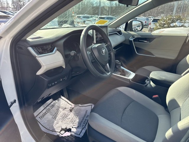 Used 2024 Toyota RAV4 XLE image 22