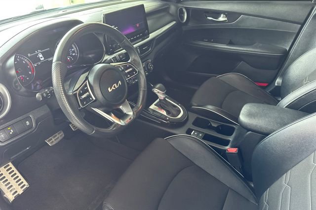 Used 2023 Kia Forte GT-Line w/ GT-Line Technology Package FWD image 10