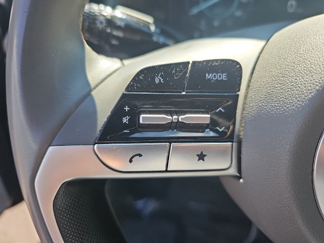 Used 2024 Hyundai Elantra SEL w/ Convenience Package FWD image 19