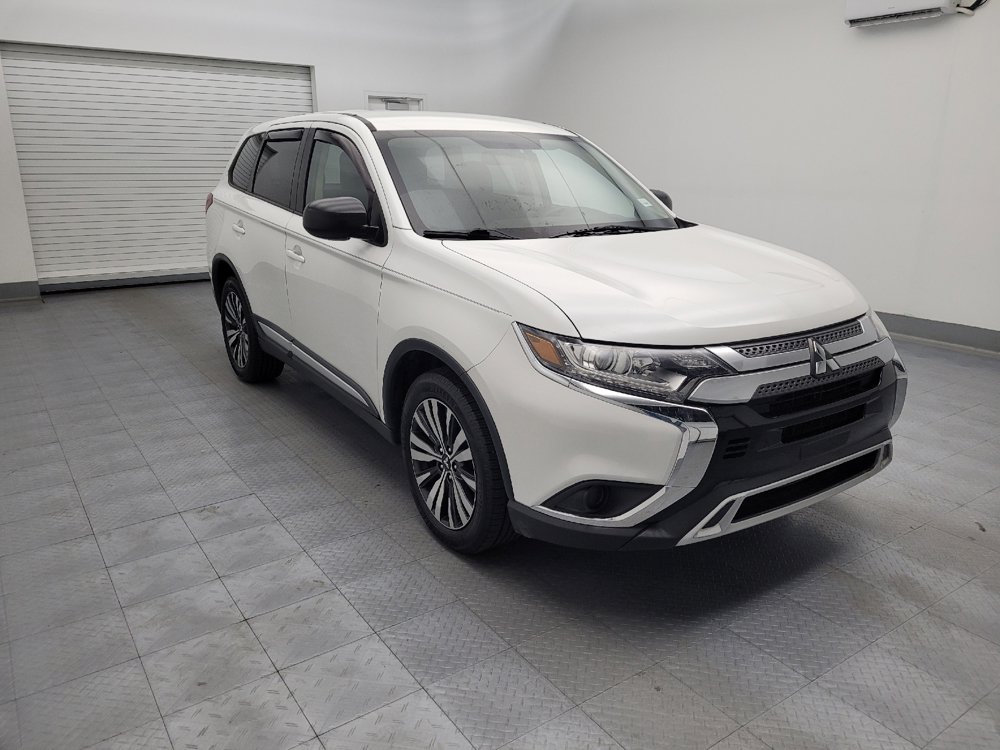Used 2019 Mitsubishi Outlander ES AWD/4WD image 13