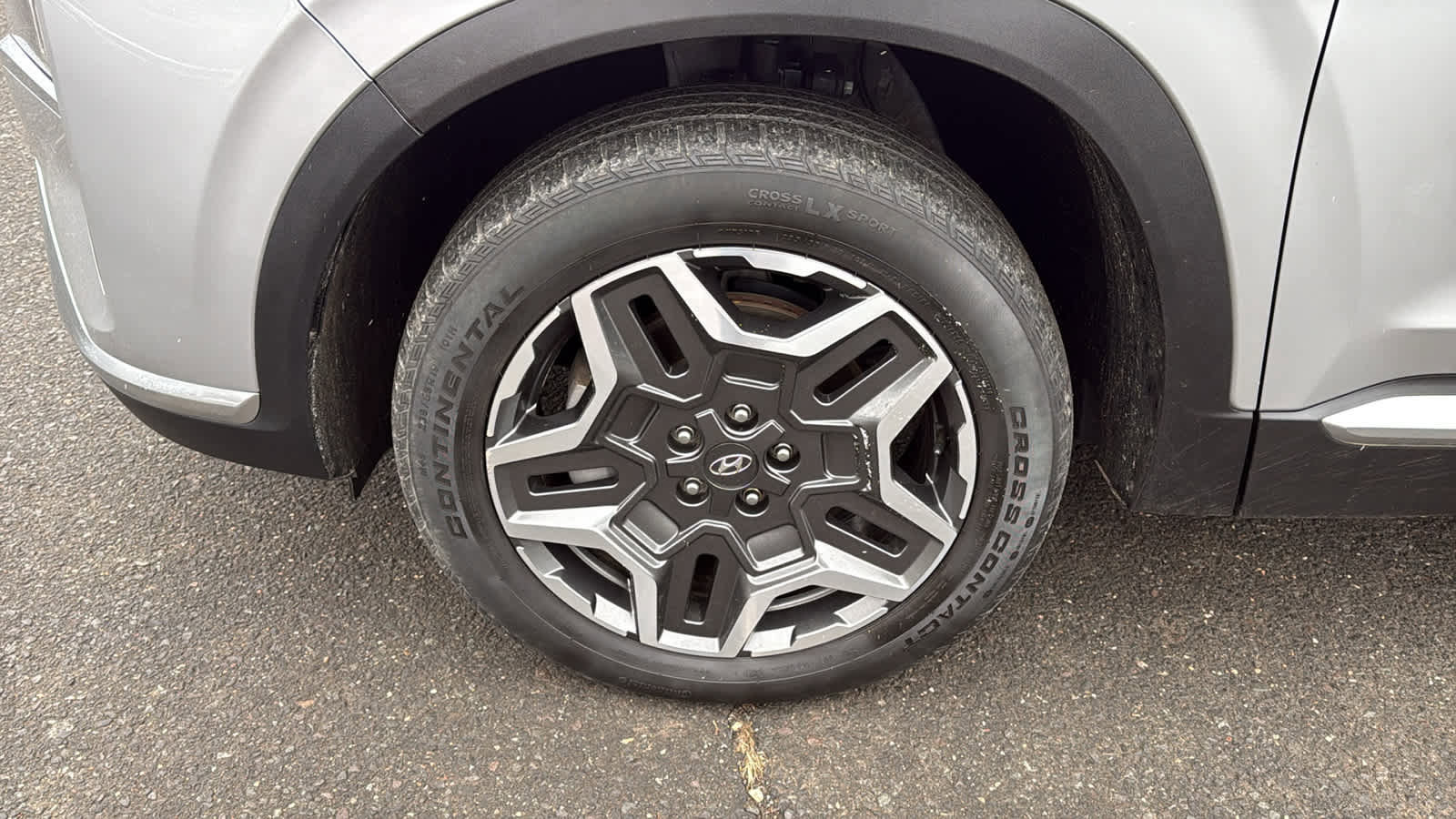 Used 2023 Hyundai Santa Fe SEL Premium image 10