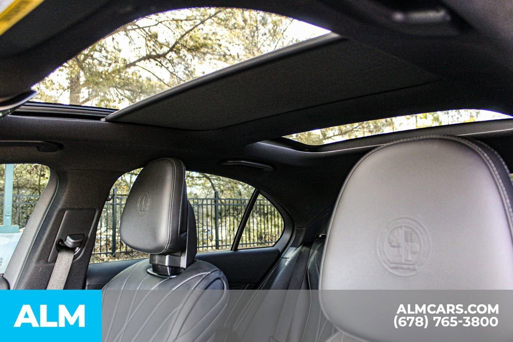 Used 2025 Mercedes-Benz C 36 AMG S image 21