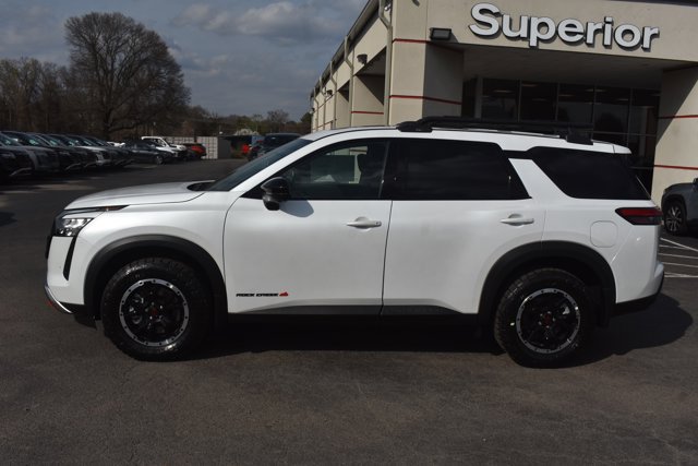 New 2026 Nissan Pathfinder Rock Creek w/ Rock Creek Premium Package AWD/4WD image 9