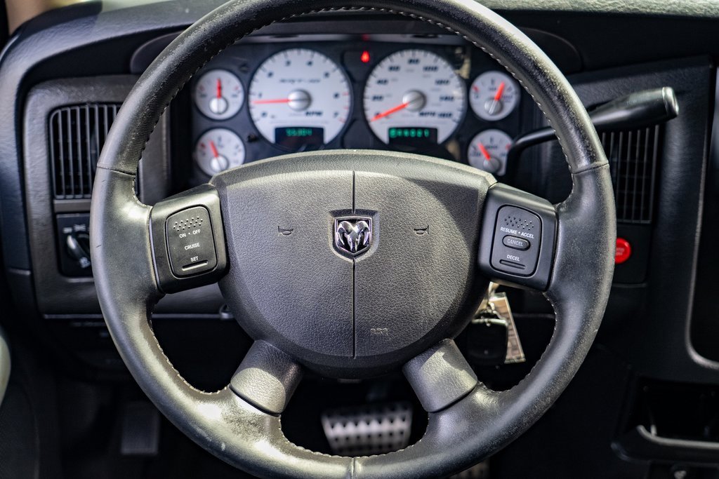 Used 2005 Dodge Ram 1500 Truck 2WD Quad Cab image 16