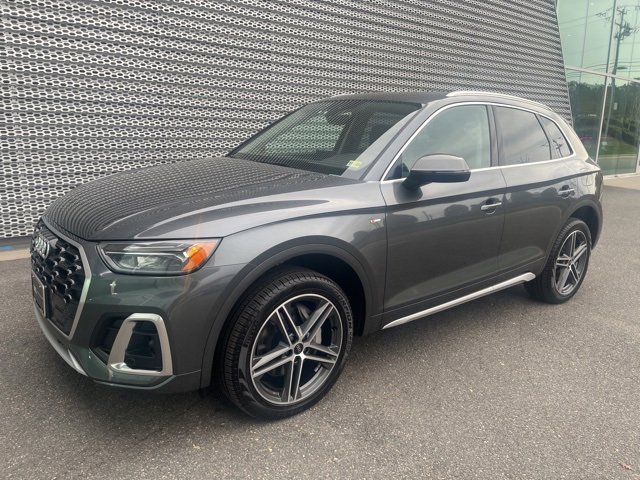 Used 2024 Audi Q5 e Premium
