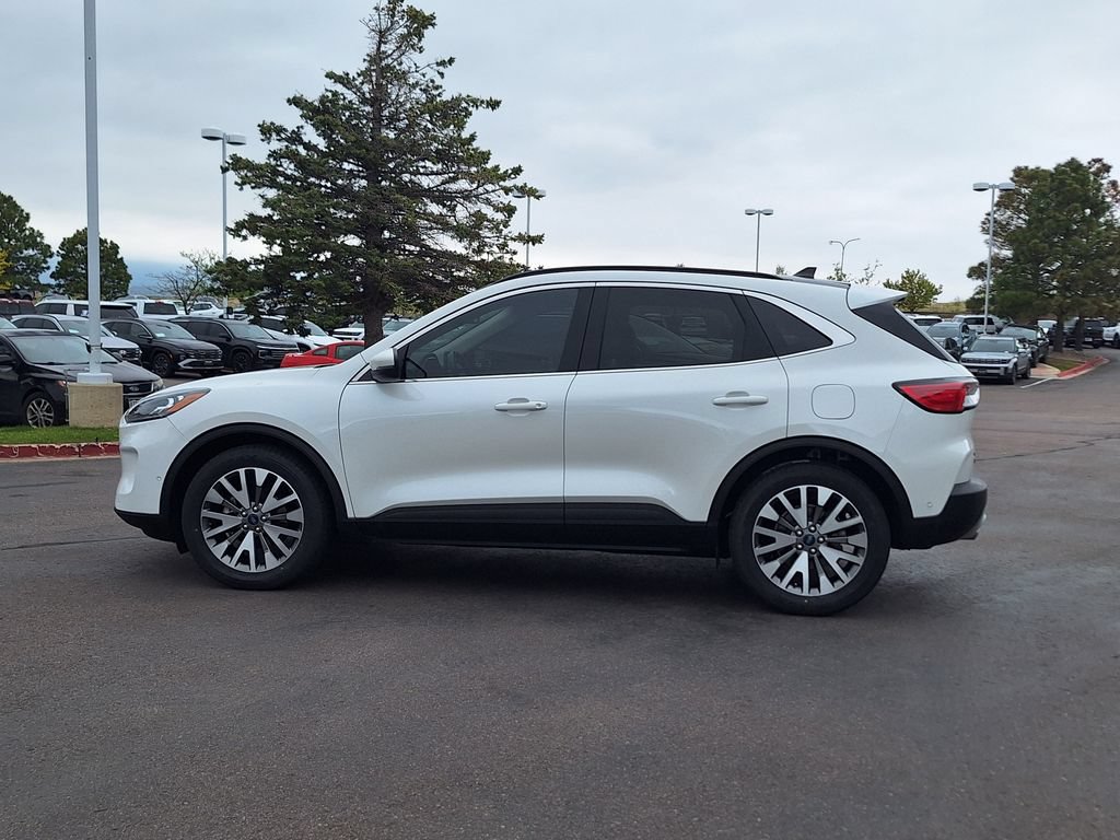 Used 2020 Ford Escape Titanium AWD/4WD image 6