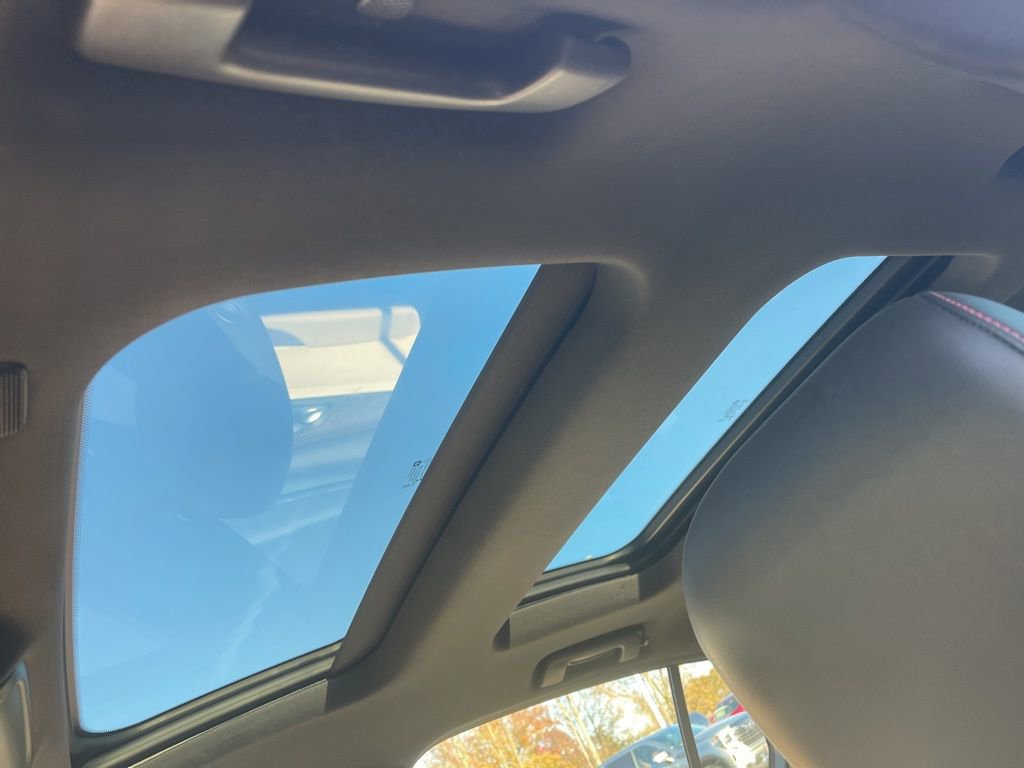 Used 2023 Cadillac CT5 Sport w/ Climate Package image 12