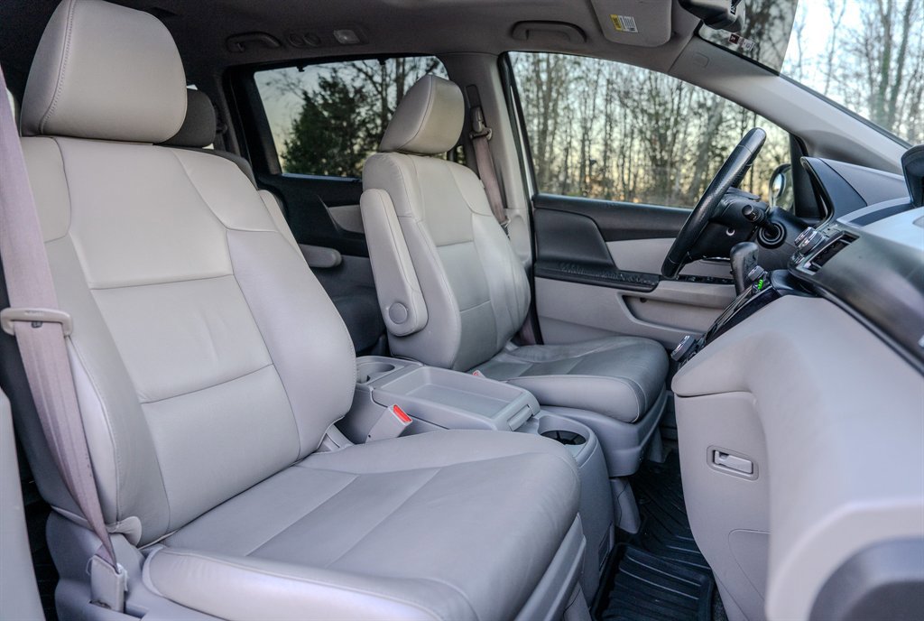 Used 2015 Honda Odyssey EX-L image 33