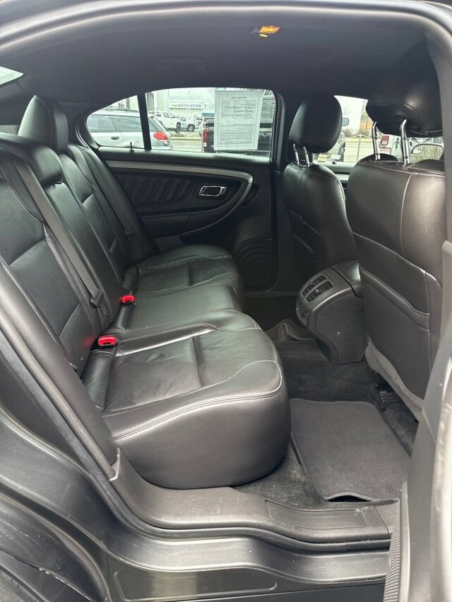 Used 2016 Ford Taurus SEL w/ Equipment Group 201A FWD image 16