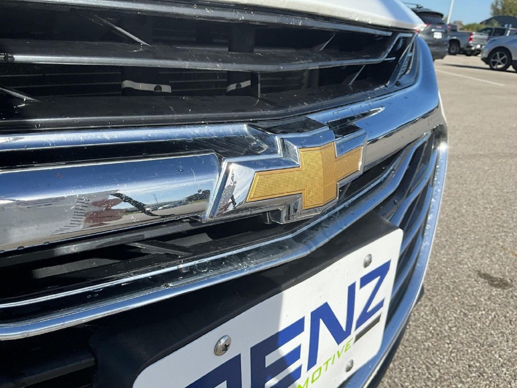 Used 2022 Chevrolet Malibu LT FWD image 20