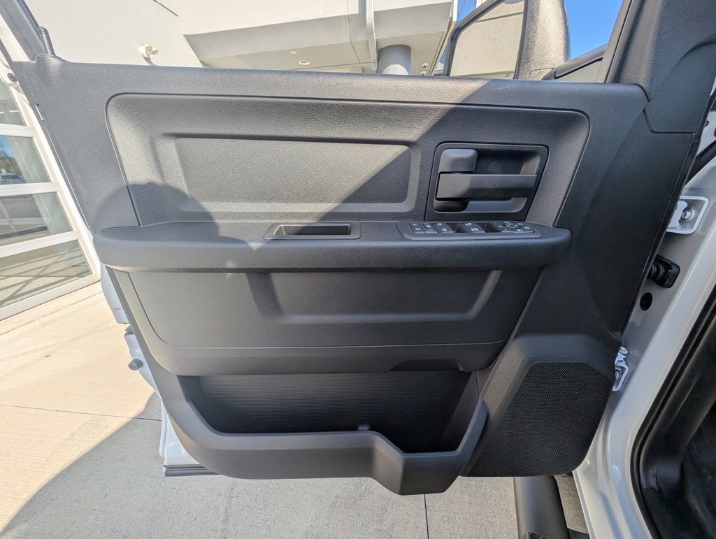 New 2026 RAM 2500 Tradesman image 38