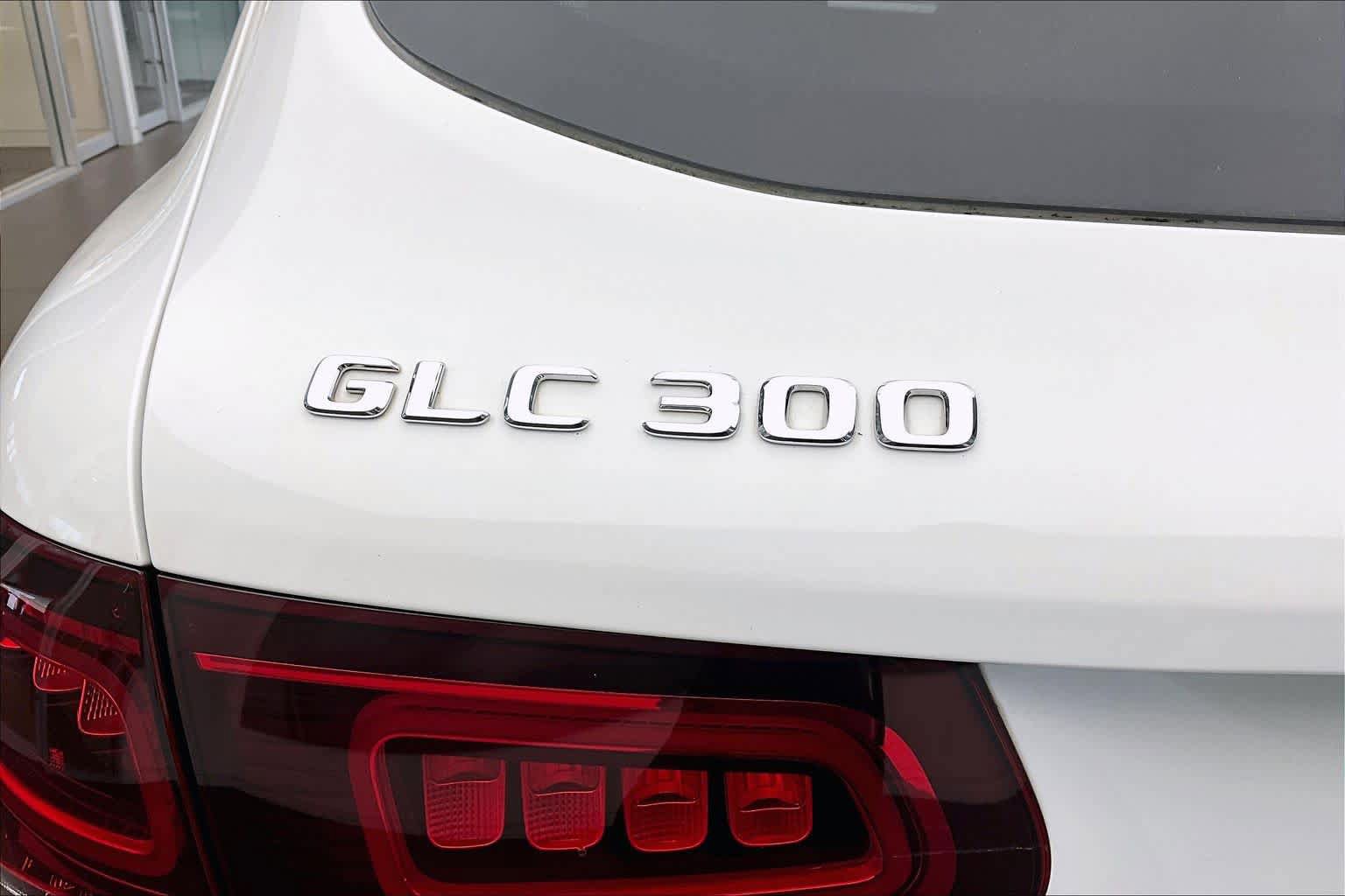 Used 2020 Mercedes-Benz GLC 300 4MATIC image 33