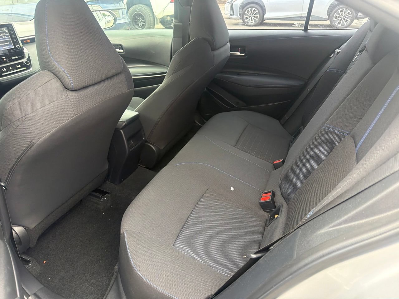 Used 2022 Toyota Corolla SE FWD image 11