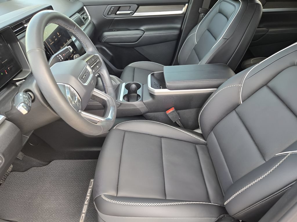 Used 2026 GMC Terrain Denali AWD/4WD image 12
