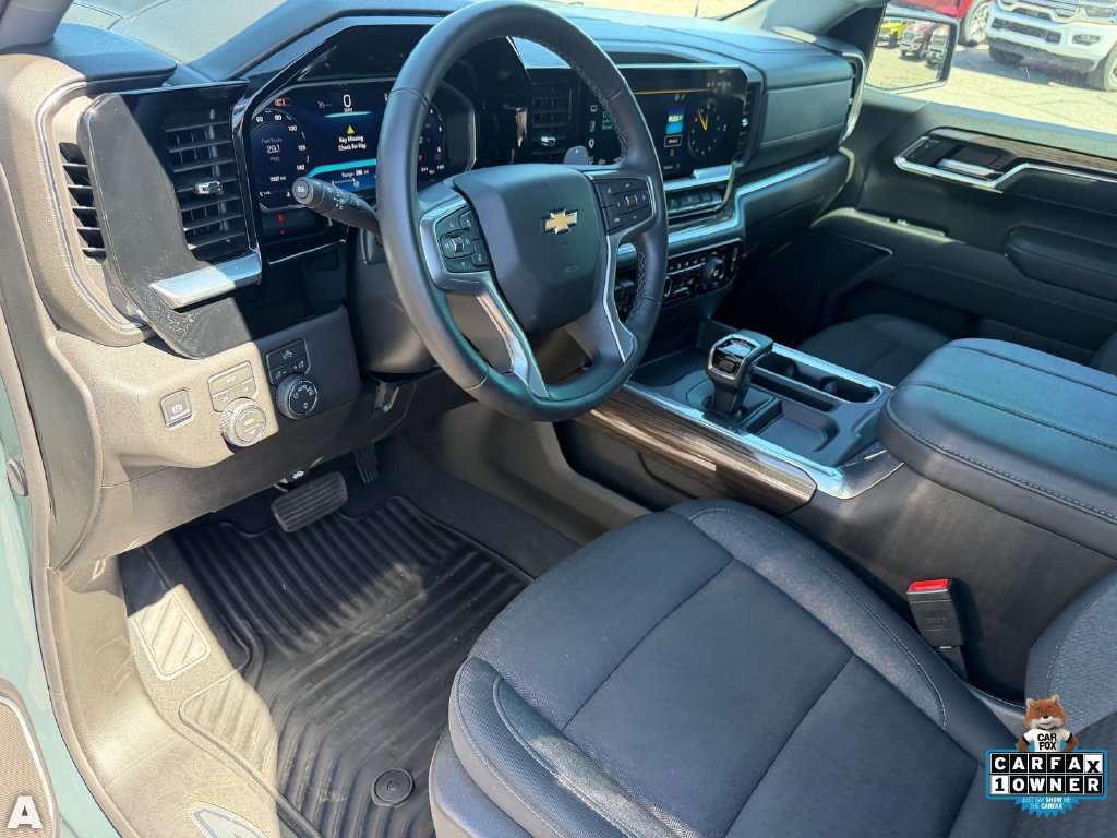 Used 2026 Chevrolet Silverado 1500 LT AWD/4WD image 15