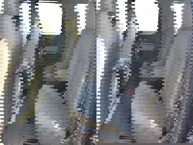 Used 2015 GMC Acadia SLT w/ Open Road Package image 11