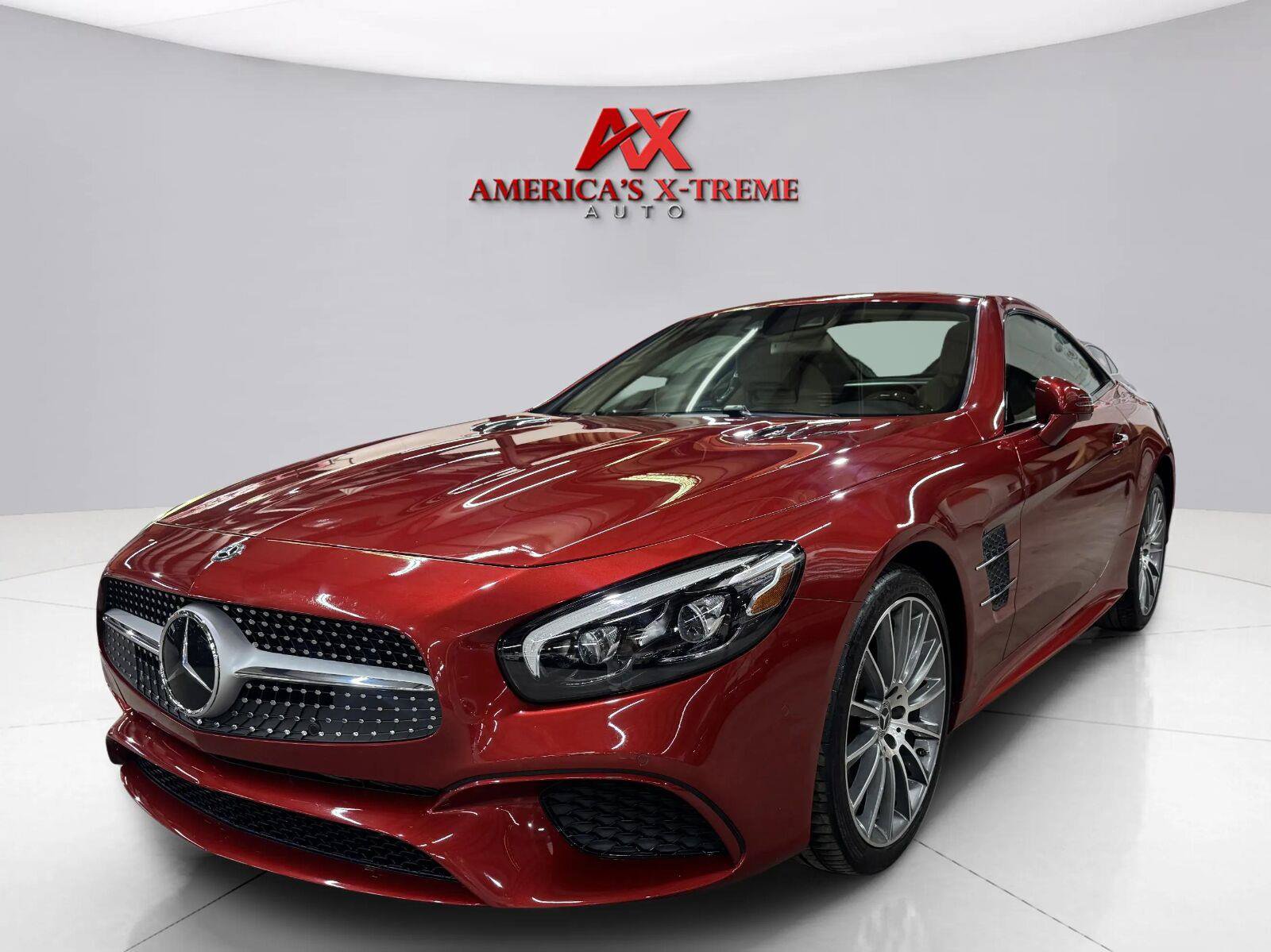 Used 2018 Mercedes-Benz SL 550 image 2