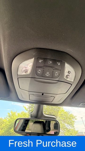 Used 2026 Chrysler Pacifica Select FWD image 12