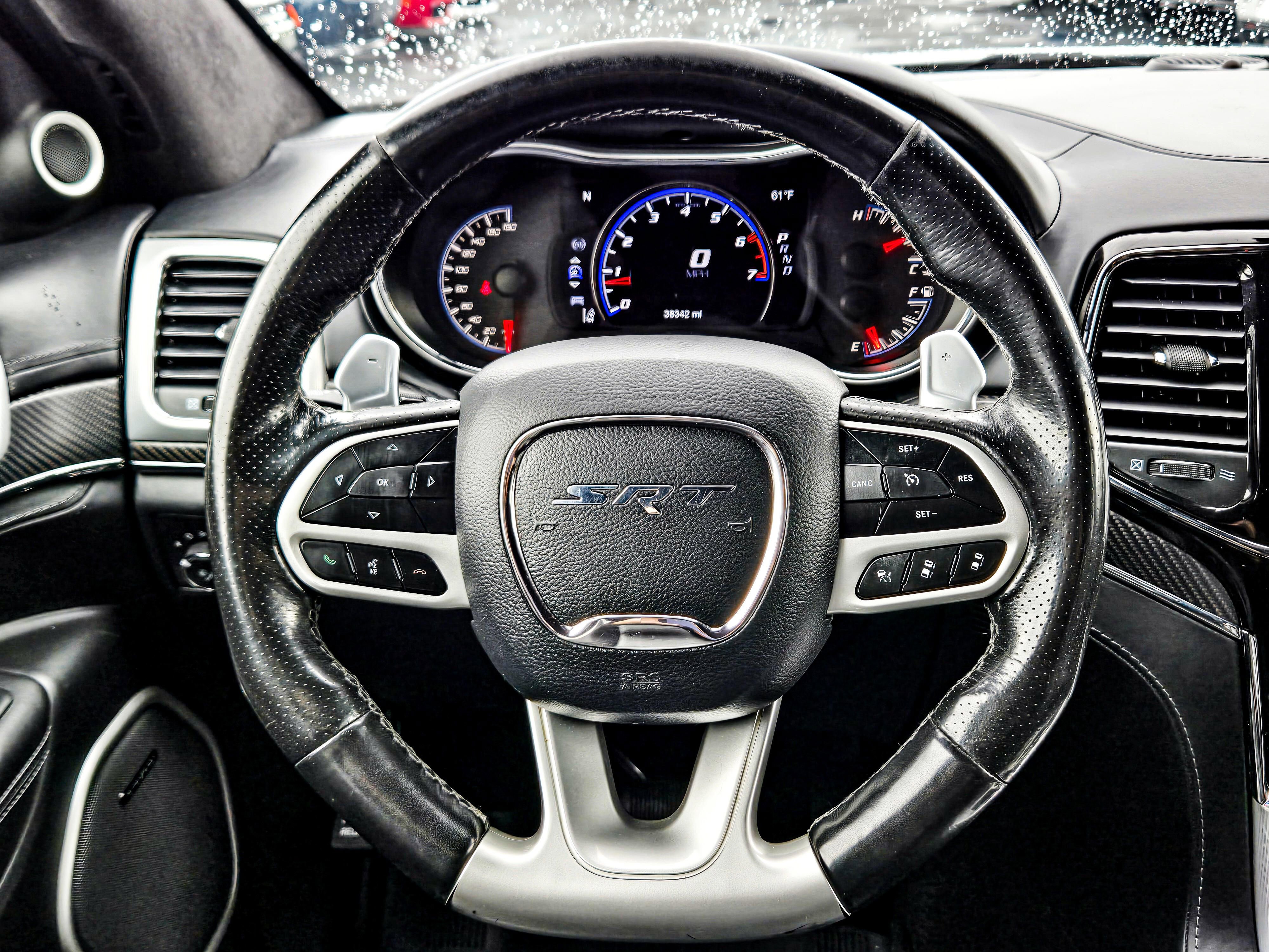 Used 2020 Jeep Grand Cherokee SRT image 27