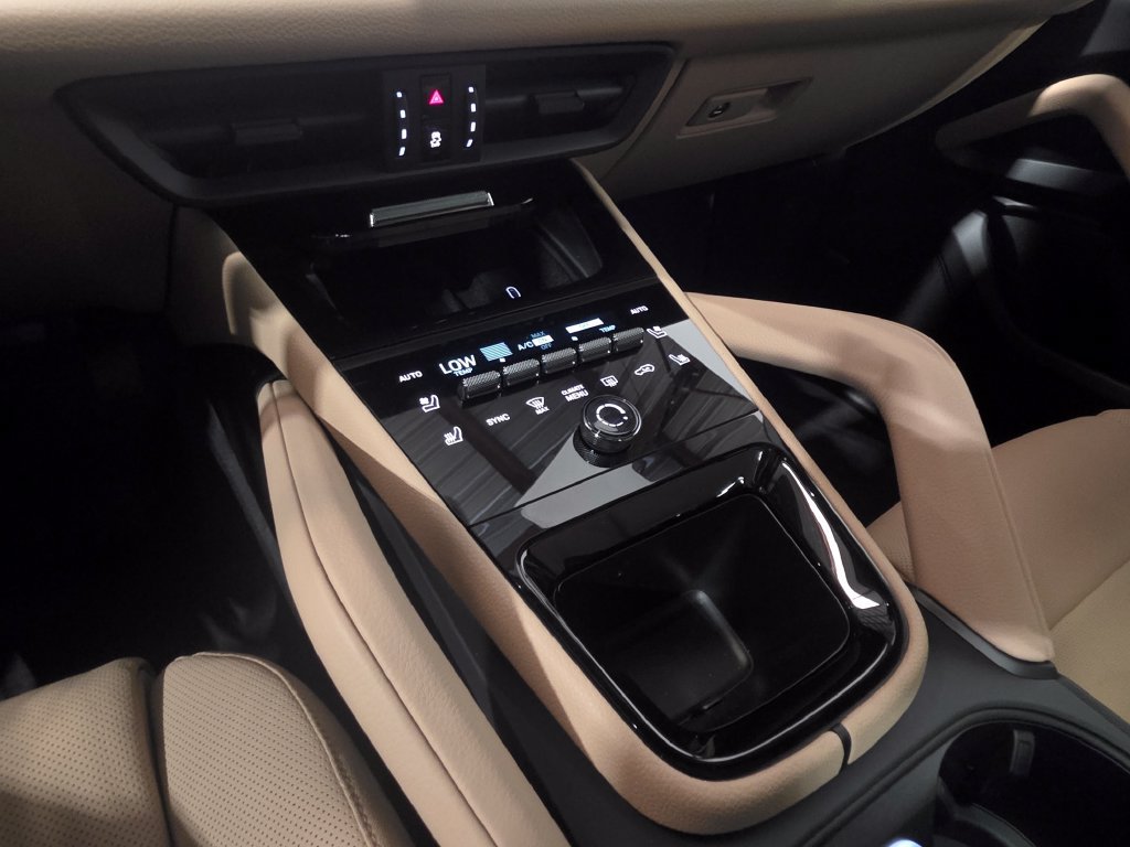 New 2026 Porsche Cayenne AWD/4WD image 31