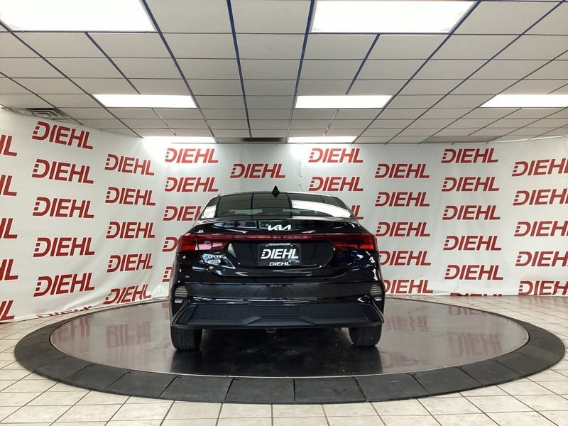 Certified 2023 Kia Forte LXS FWD image 6