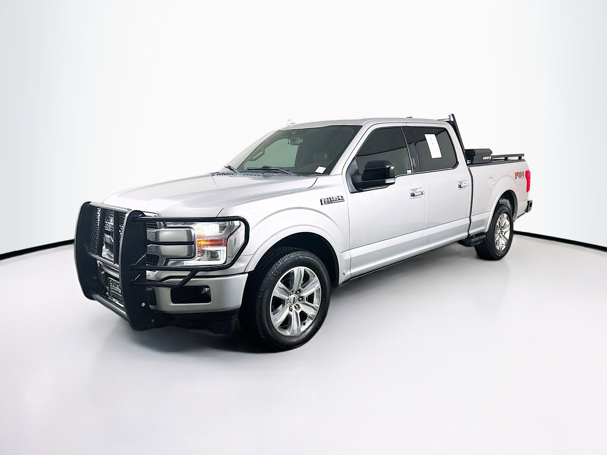 Used 2019 Ford F150 Platinum w/ Equipment Group 701A Luxury AWD/4WD image 3