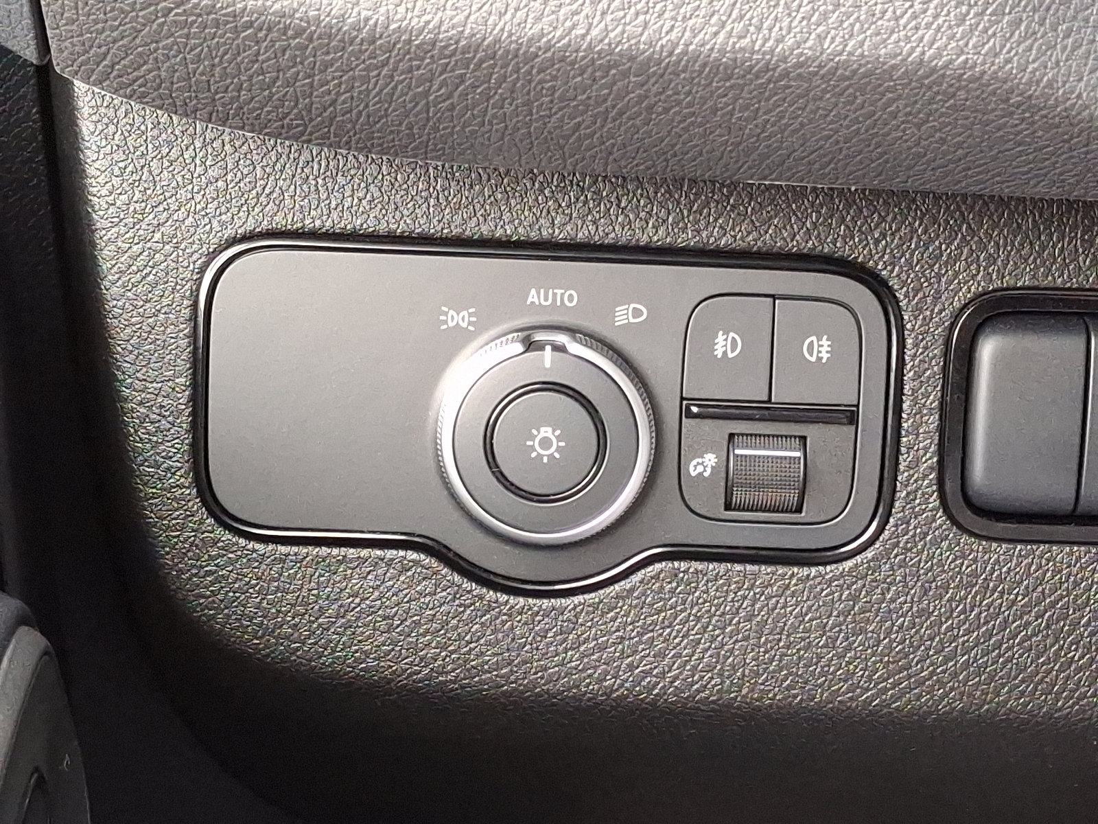 Used 2025 Mercedes-Benz Sprinter 2500 image 26