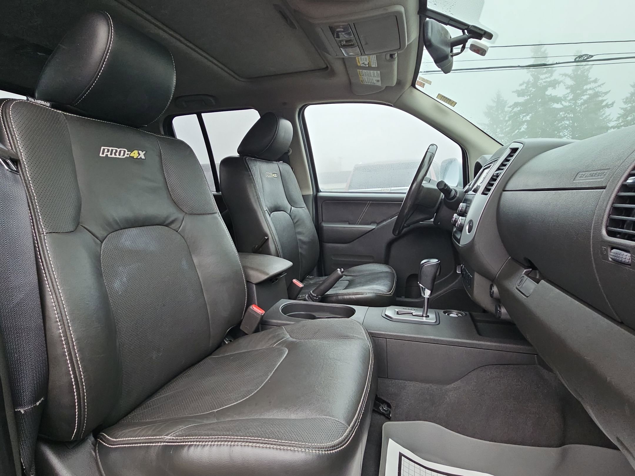 Used 2021 Nissan Frontier PRO-4X w/ Pro-4x Utility Package image 29