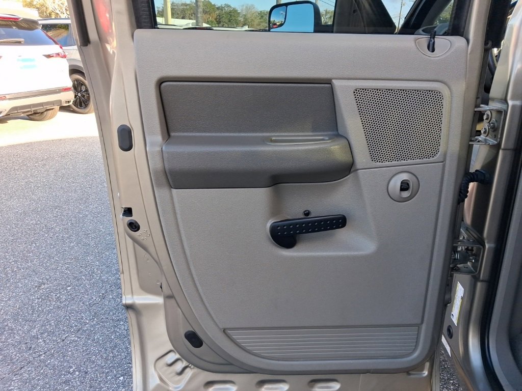 Used 2008 Dodge Ram 3500 Truck SLT w/ Popular Equipment Group image 23