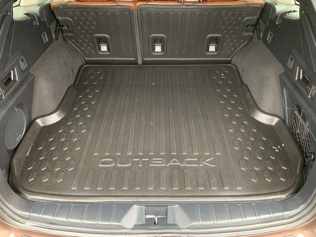 Used 2021 Subaru Outback Touring w/ Popular Package #2 image 6