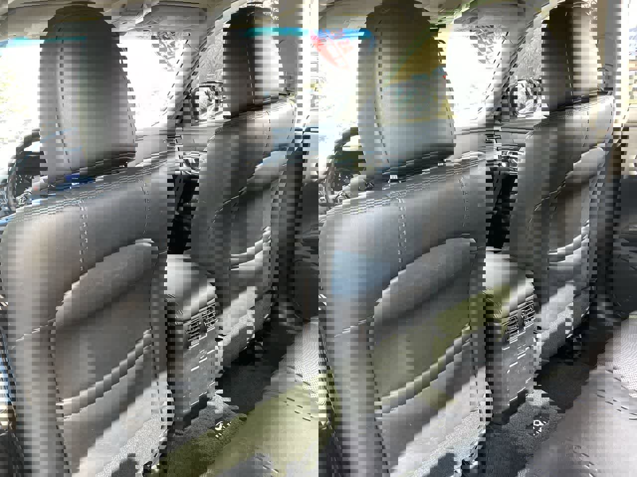 Used 2012 INFINITI M37 x w/ Premium Pkg image 19