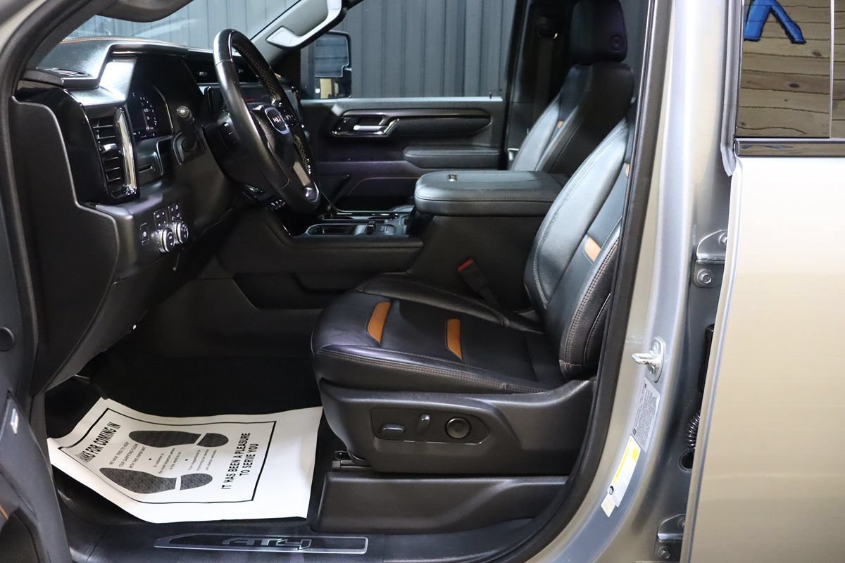 Used 2025 GMC Sierra 2500 AT4 w/ AT4 Preferred Package AWD/4WD image 54