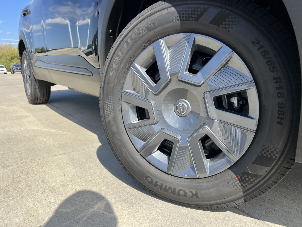 New 2027 Nissan Kicks S FWD image 6