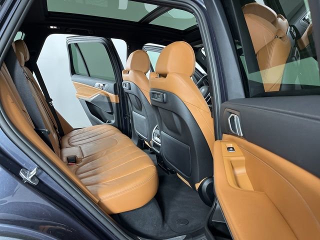 Used 2021 BMW X5 xDrive40i w/ Parking Assistance Package image 48