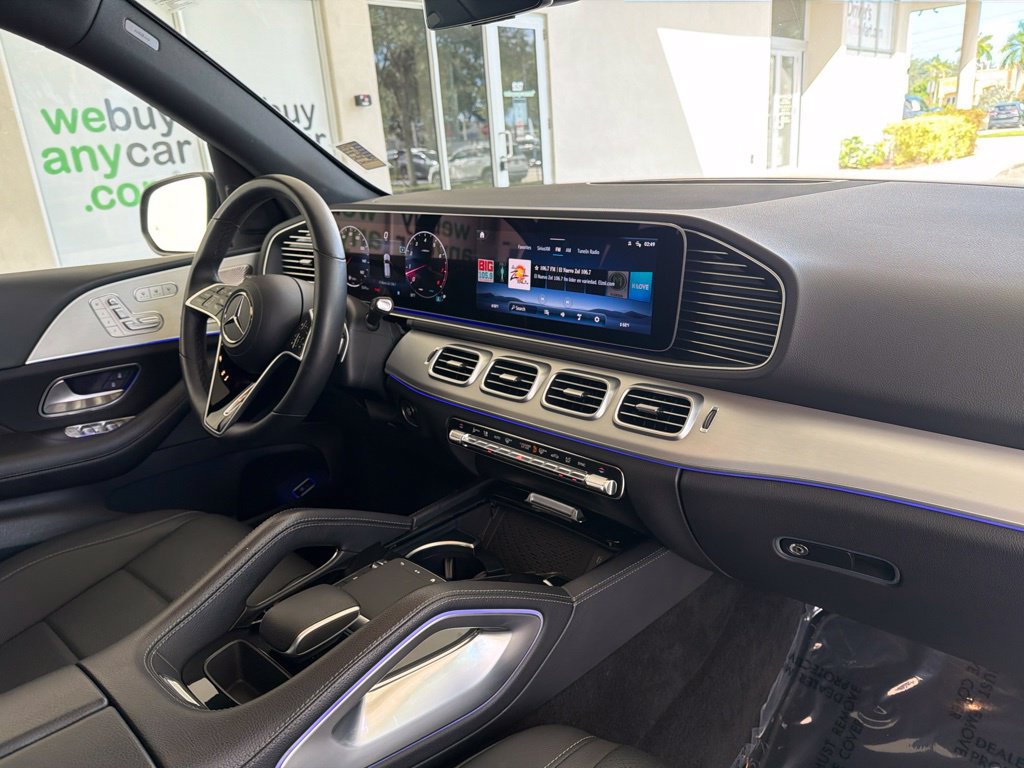 Used 2026 Mercedes-Benz GLE 350 4MATIC w/ Winter Package image 25