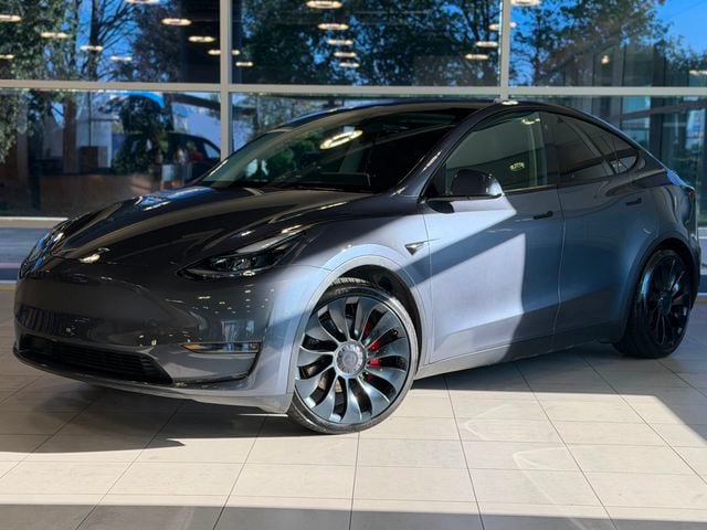 Used 2023 Tesla Model Y Performance AWD/4WD image 1