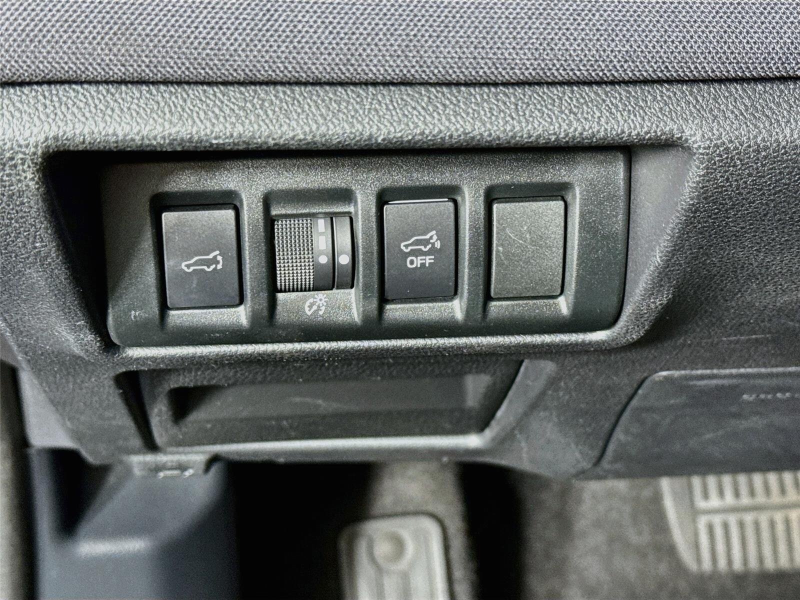 Used 2021 Subaru Outback Premium w/ Popular Package #1 AWD/4WD image 11