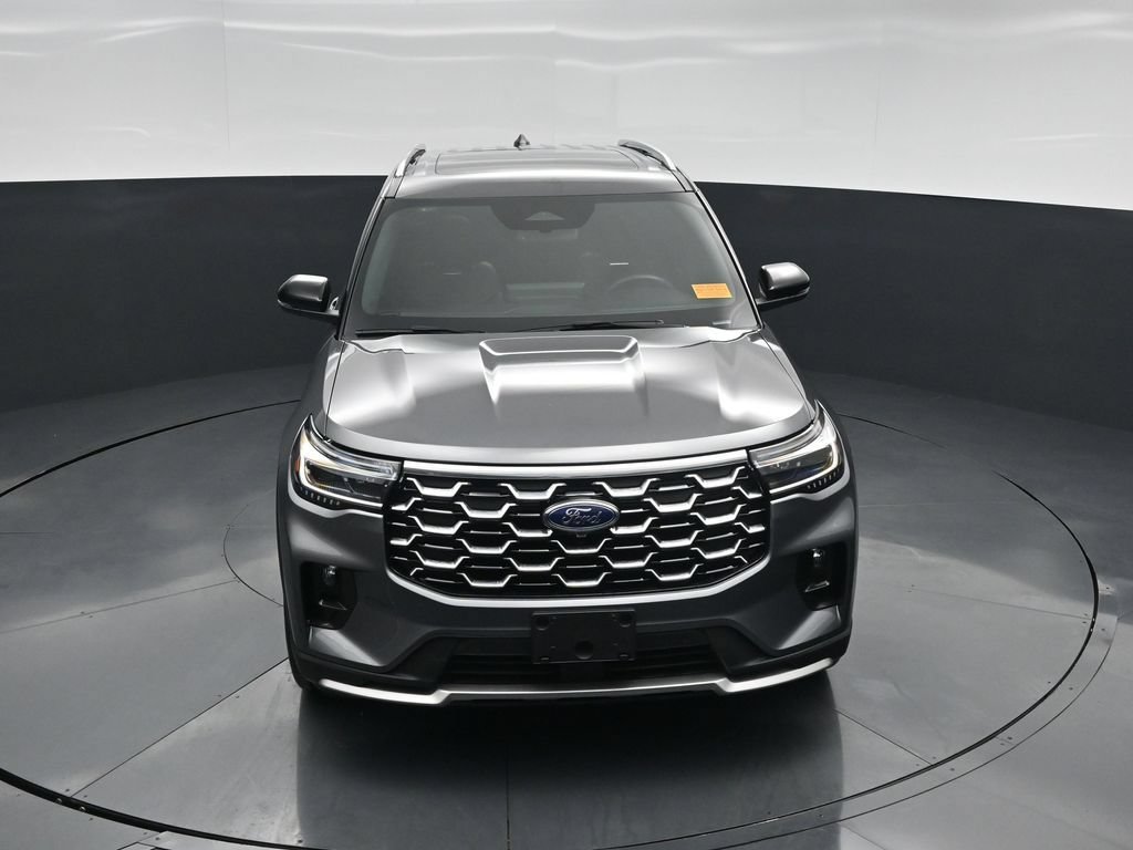 Certified 2025 Ford Explorer Platinum w/ Ultimate Package AWD/4WD image 40