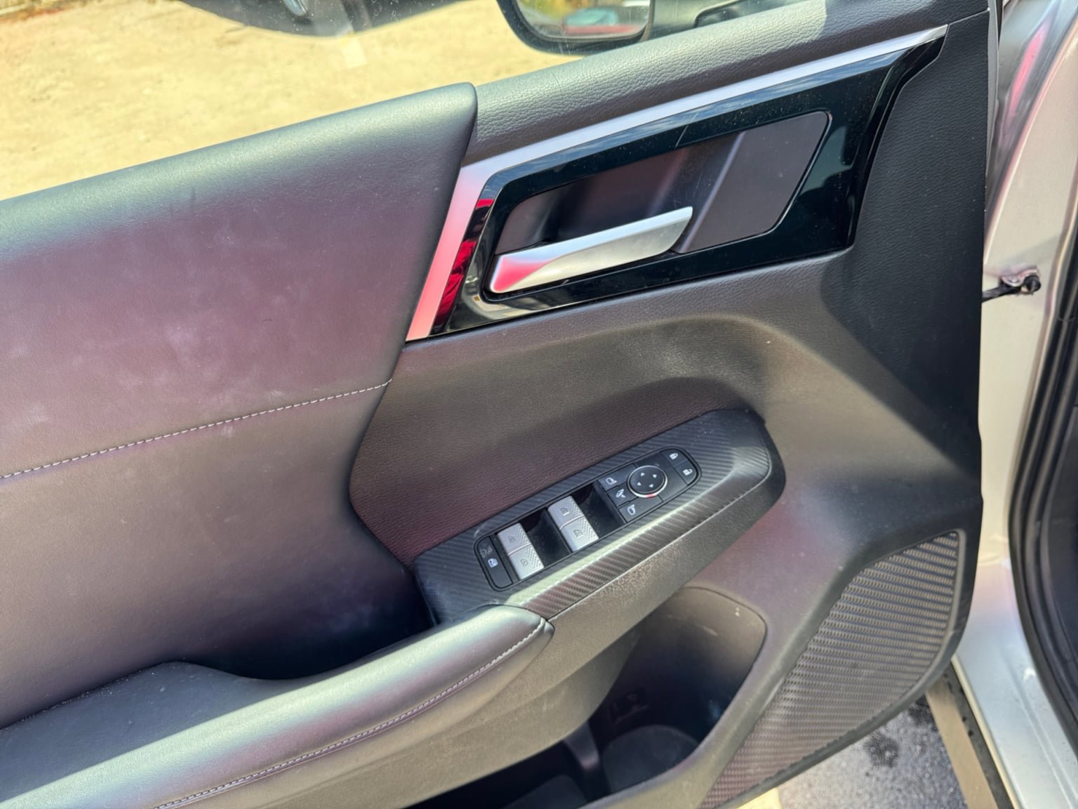 Used 2023 Mitsubishi Outlander SE FWD image 11