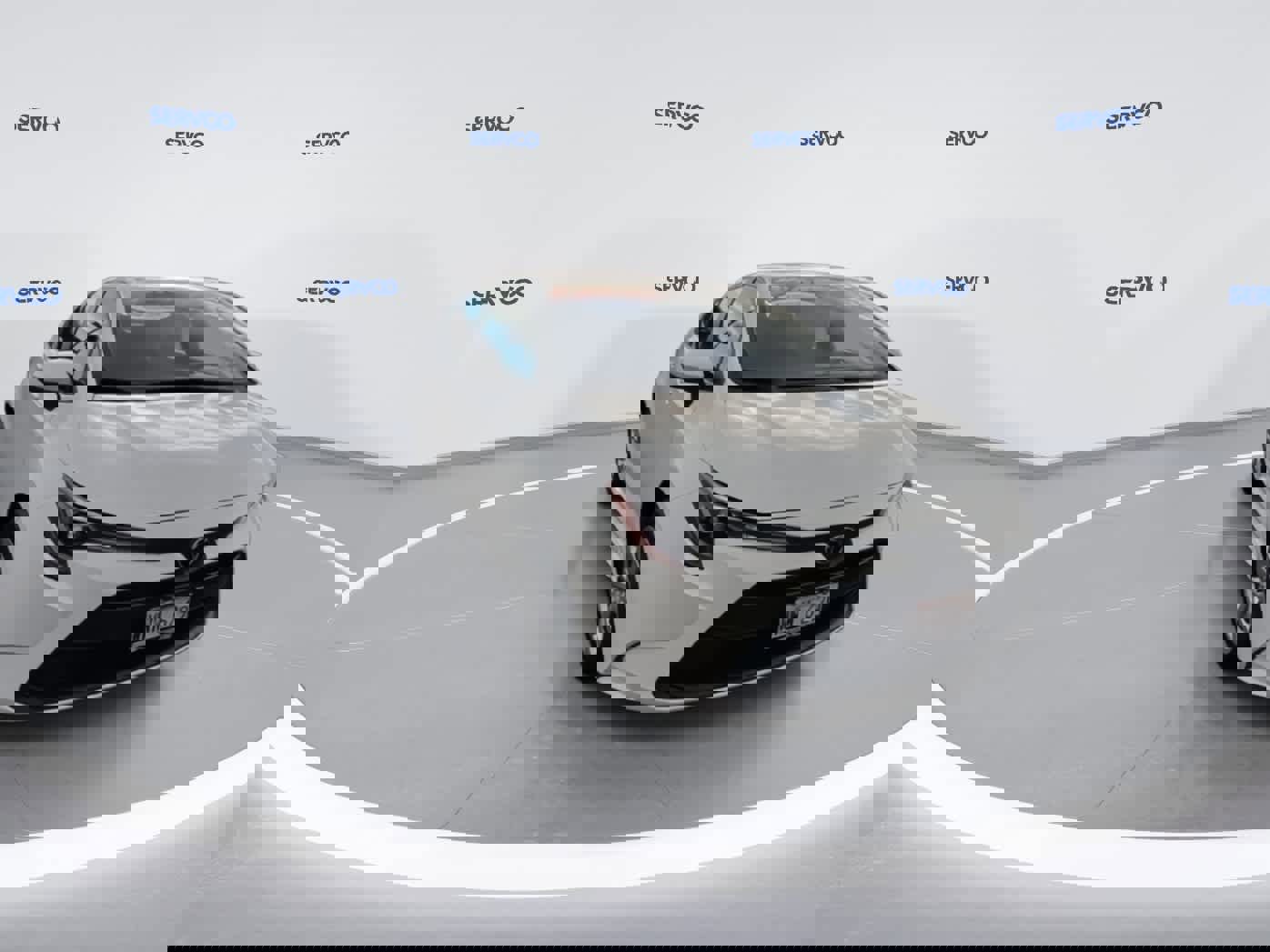 Used 2023 Toyota Corolla LE image 2