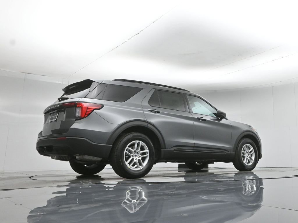 New 2026 Ford Explorer Active image 47