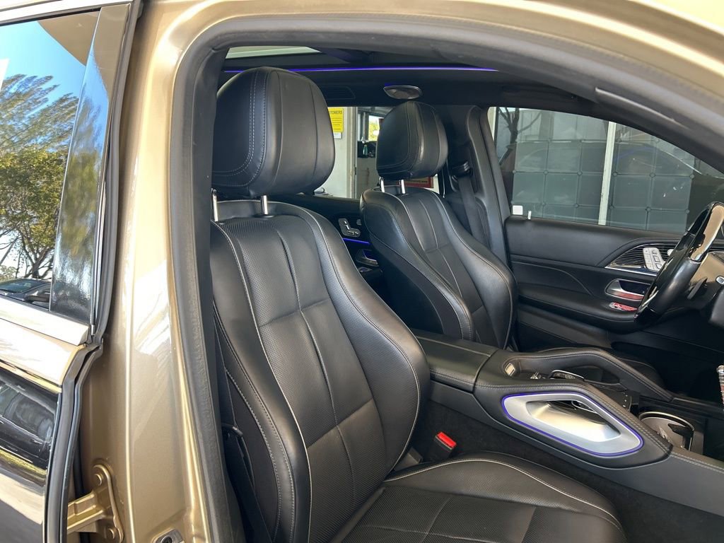 Used 2021 Mercedes-Benz Maybach GLS 600 4MATIC image 24