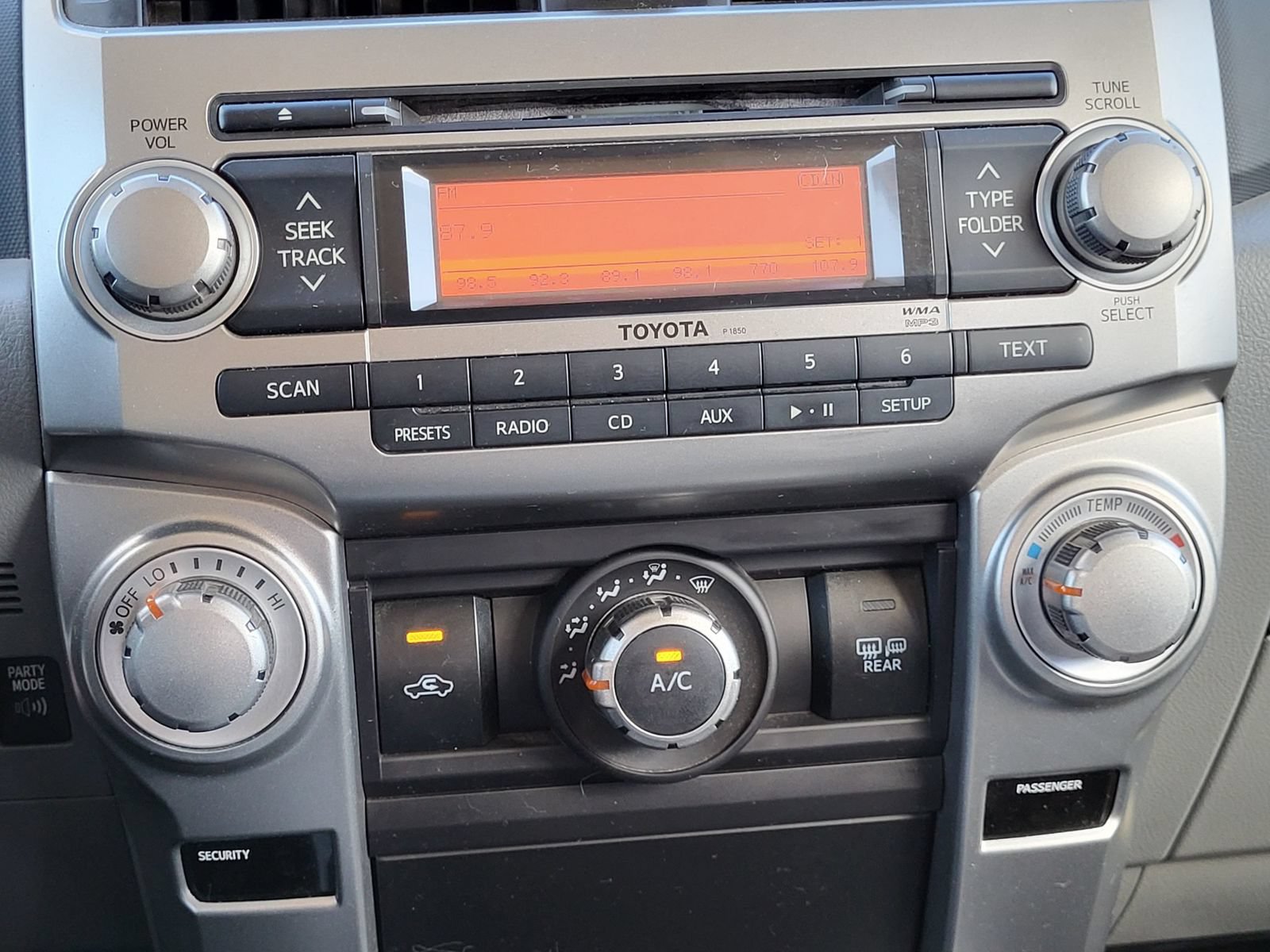 Used 2013 Toyota 4Runner SR5 RWD image 19