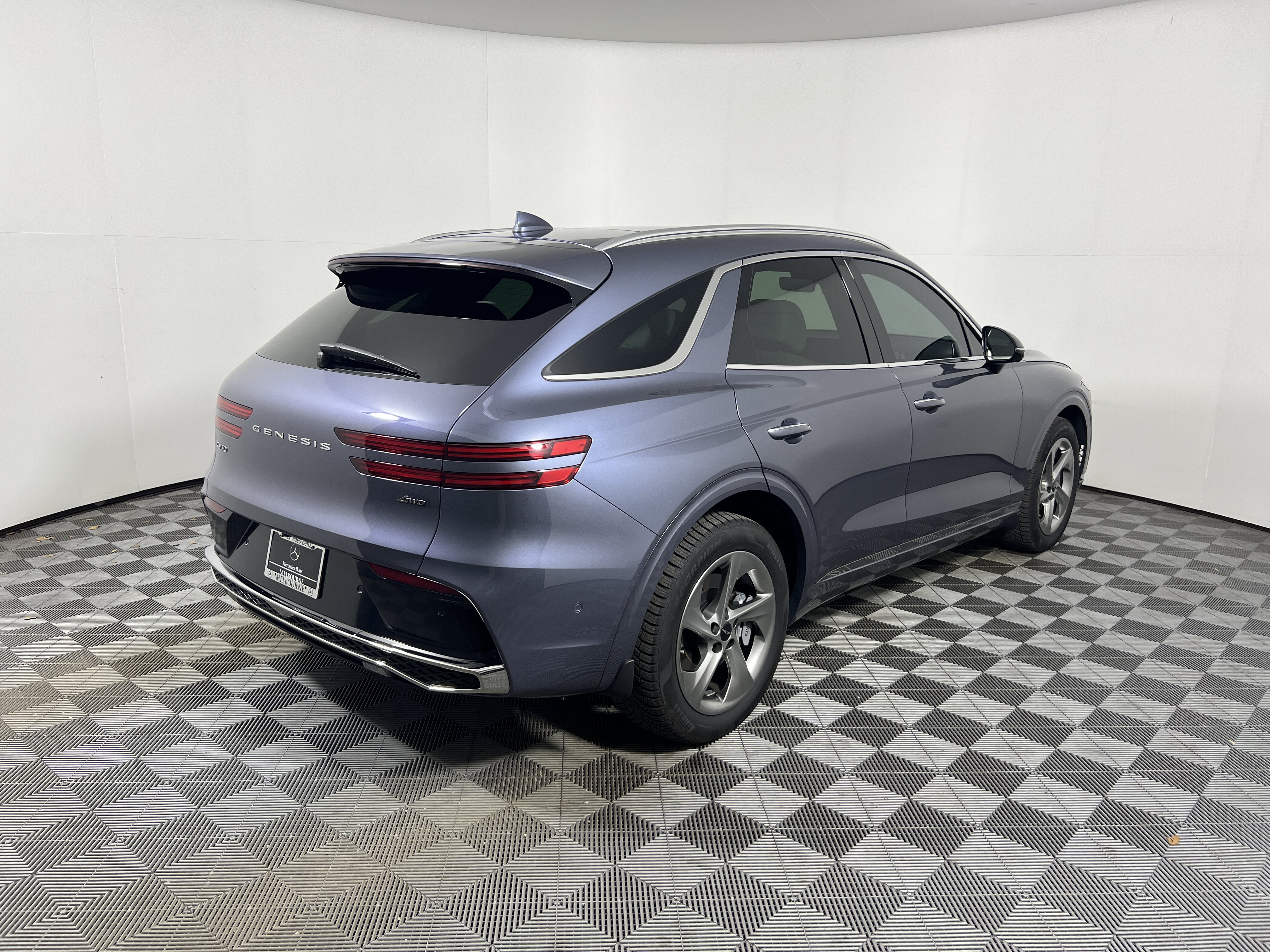 Used 2026 Genesis GV70 2.5T Advanced AWD/4WD image 5